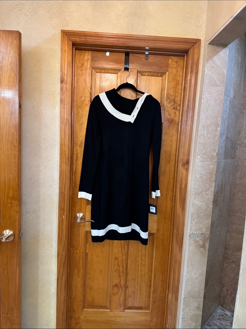 Ellen Tracy Black Dress with White Trim Long Sleeve